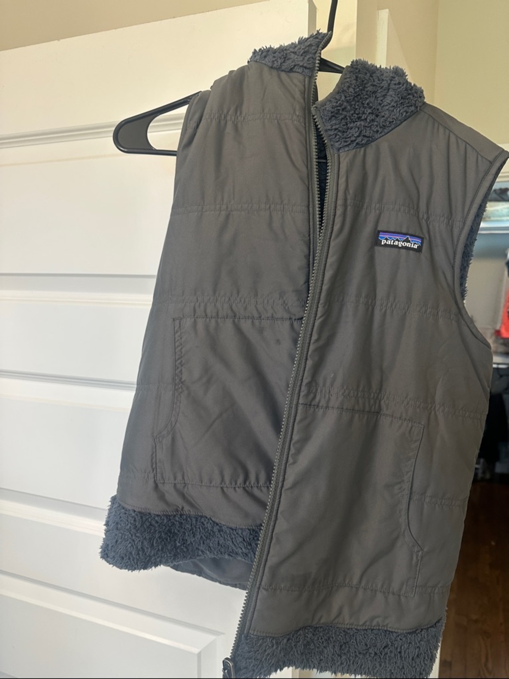 Patagonia Kids Charcoal Gray Sherpa-Lined Vest